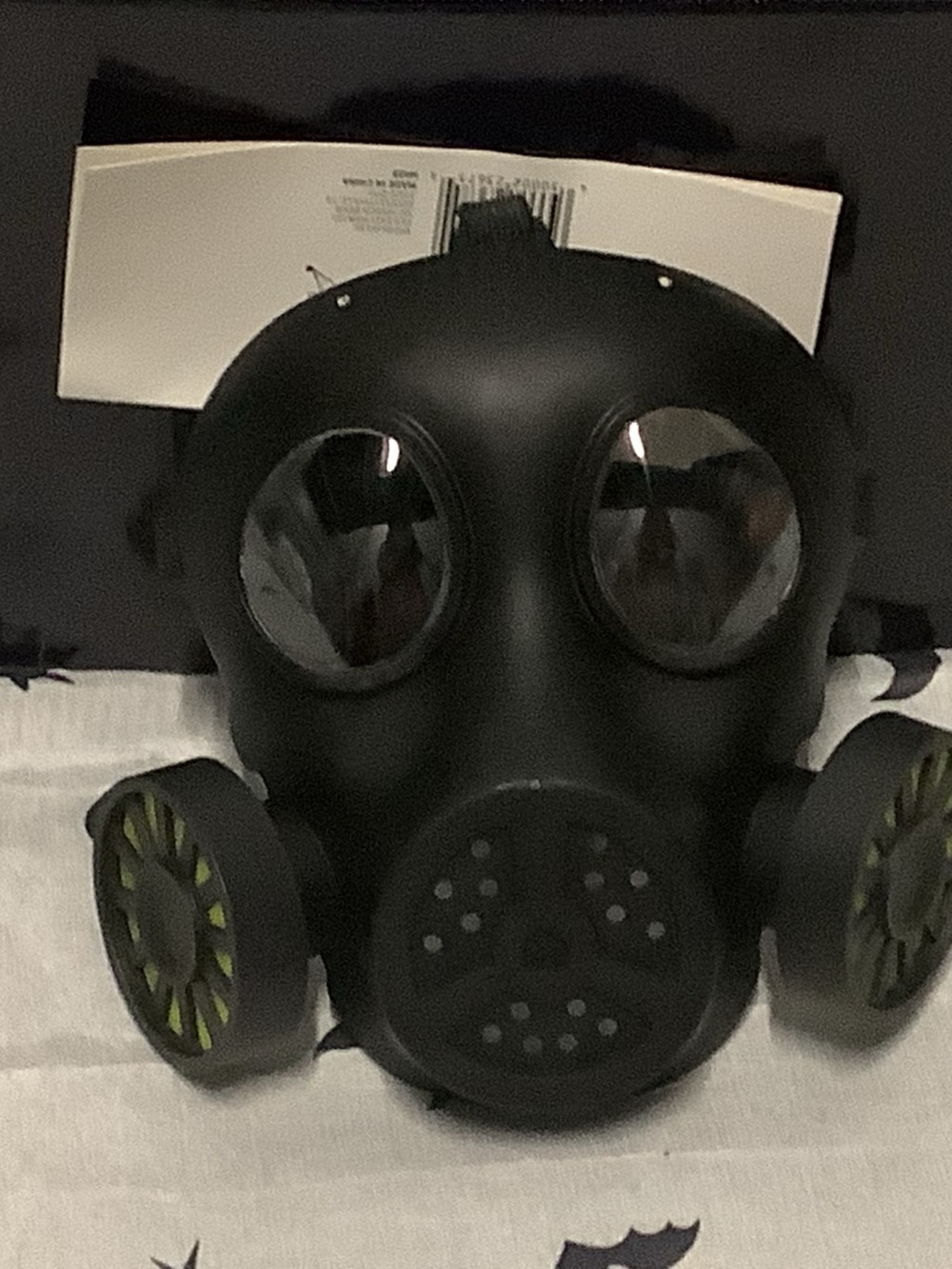 Adult Black Dual-Filter Gas Halloween Mask ages 15+
